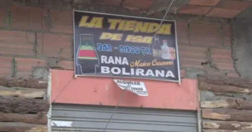 LA TIENDA DE ISA LA TIENDA DE ISA